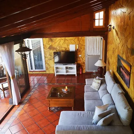 Camino Real Apartment *