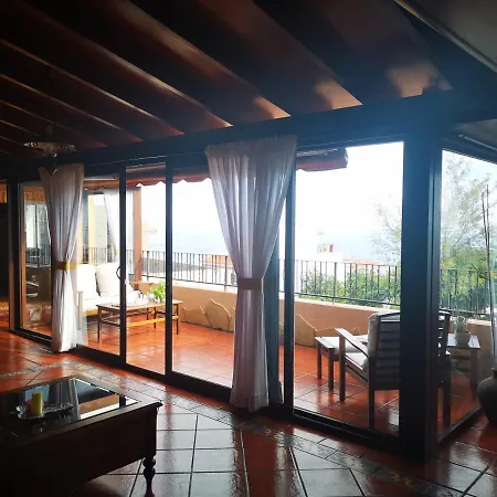 Camino Real Apartment